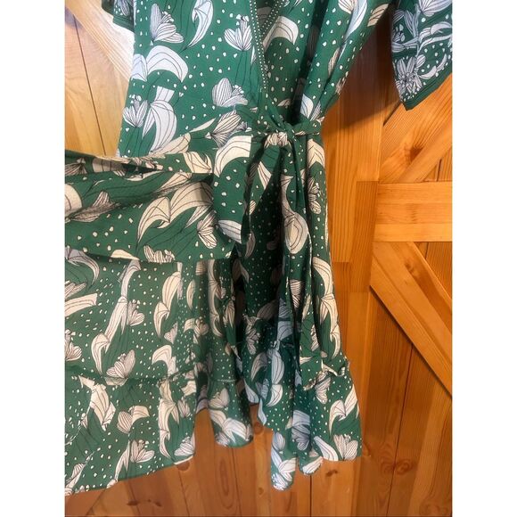 Max Studio Floral Green Ruffle Crepe High Low Tie Wrap Dress NWT Size Large (597 - Picture 2 of 9